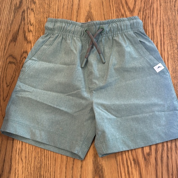 Tommy Bahama toddler bundle Boys Size 4 - Picture 4 of 8